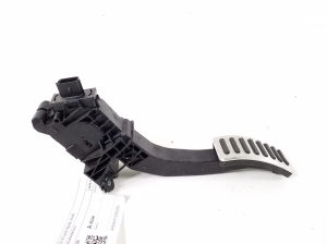 VOLVO XC40 (2017–2026) Accelerator pedal 32212364 - 2