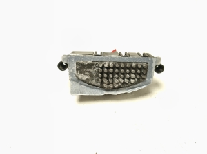   Cabin shoulder motor resistance  - 8T0820521F 