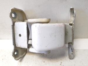 RENAULT Trafic II (2001–2014) Heckklappenscharnier 312304 - 2