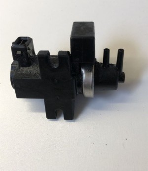 BMW X5 E53 (1999–2006) Solenoid 72279600 - 3