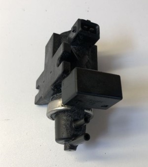 BMW X5 E53 (1999–2006) Solenoid 72279600 - 4