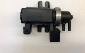 BMW X5 E53 (1999–2006) Solenoid 72279600 - 4