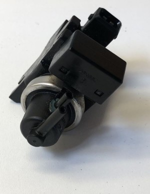 BMW 5 SERIES E60 (2003–2010) Solenoid 70057901 - 3