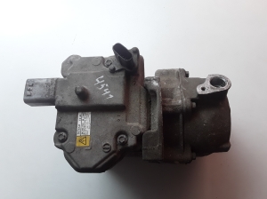 Air conditioner compressor 