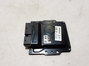   Motora vadības bloks  - 23743HN21B 