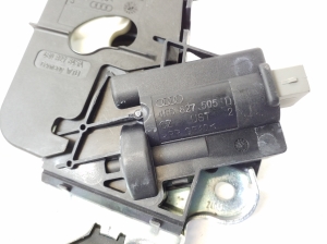 AUDI A8 D3 (2002–2010) Heckklappenschloss 4F5827505D - 3