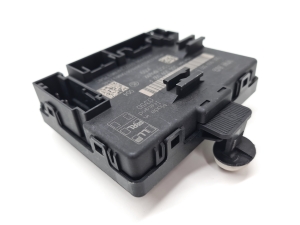 Volkswagen Golf VIII (2019–2026) Front door control unit 5Q0959592L - 3