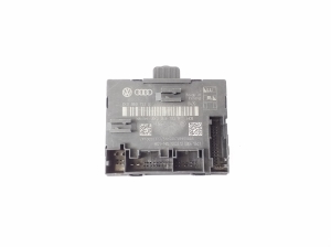 Boîtier de commande de porte avant - 8X0959793B