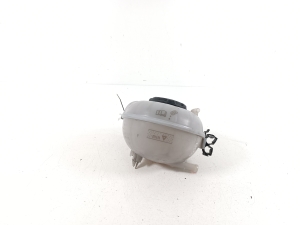 Skoda Octavia III (2013–2019) Coolant reservoir 5Q0121407F - 2