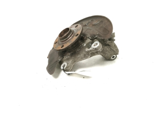 Volkswagen Passat B8 (2014–2023) Front wheel hub 5Q0407258C - 2