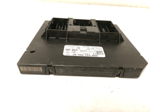 Volkswagen Passat B8 (2014–2023) Mugavusmoodul 5Q0937086BF - 2