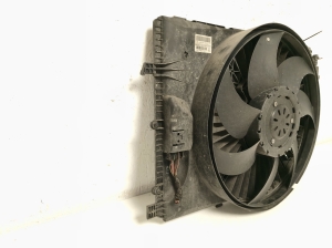 Mercedes Benz CLS-Class 218 (2011–2018) Dzesēšanas ventilators un tā daļas A2049061403 - 2