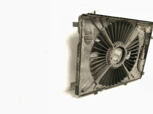 Mercedes Benz CLS-Class 218 (2011–2018) Dzesēšanas ventilators un tā daļas A2049061403 - 5