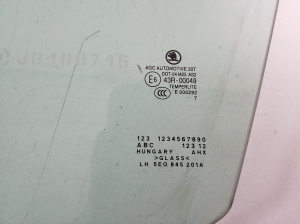 Skoda Octavia III (2013–2019) Esiukse klaas 5E0845201A - 3