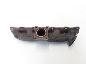  Exhaust manifold 