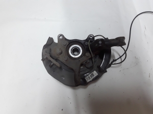 TOYOTA Auris E18 (2012–2018) Front wheel hub 4321105090 - 4
