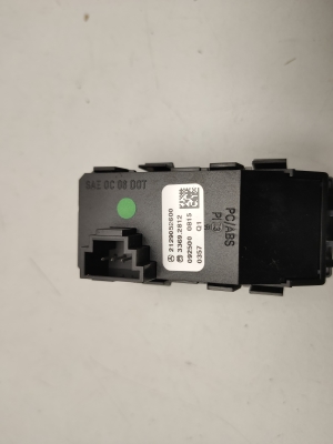 Mercedes Benz E-Class W212 (2009–2015) Warnblinkschalter A2129052600 - 2