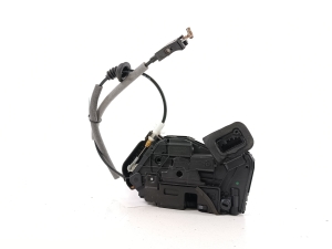 Skoda Octavia III (2013–2019) Rear side door lock 5TA839016E - 2