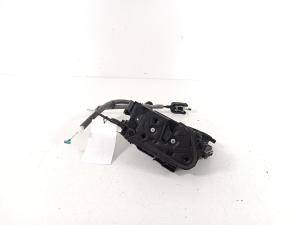 Skoda Octavia III (2013–2019) Rear side door lock 5TA839016E - 3