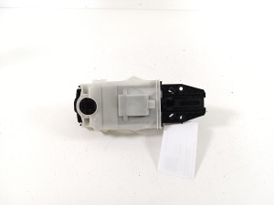 Skoda Octavia III (2013–2019) Rear side door exterior handle and its parts - 2