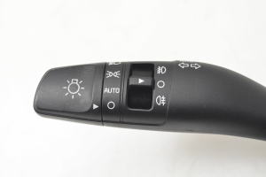 Kia Stonic I (2017–2026) Lüliti ja selle osad 93404D4952 - 2