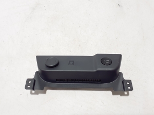   bouton Start/Stop de voiture 