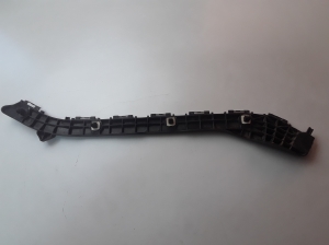  Rear bumper bracket 