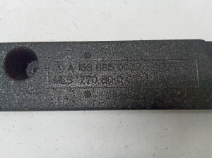 Mercedes Benz A-Class 168 (1997–2004) Pralldämpfer Stoßstange vorne A1688850037 - 2
