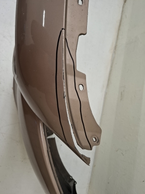 VOLVO V40 (2012–2019) Front bumper 31283732 - 3