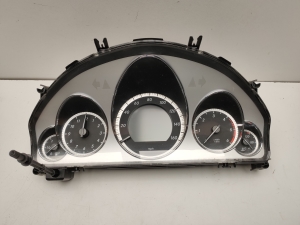   Geschwindigkeitsmesser Cockpit 