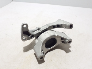 NISSAN Qashqai J-12 (2021–2026) Motorhalter 112206UM0B - 2