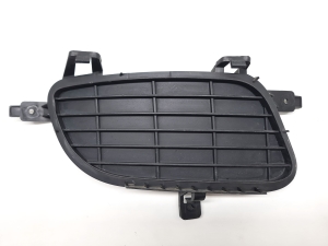 Front bumper lower grille - 1698850222