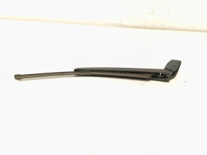 Volkswagen Passat B8 (2014–2023) Rear squeegee leg 3G9955707 - 4