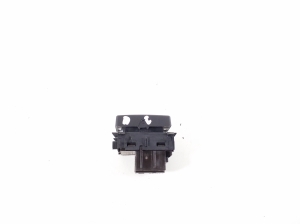 Skoda Octavia III (2013–2019) Schalter el. Fensterheber hinten 5E0959855A - 2