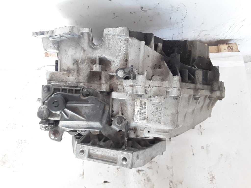 VOLVO V60 1 generation (2010-2020) Gearbox T1GH4 21083317