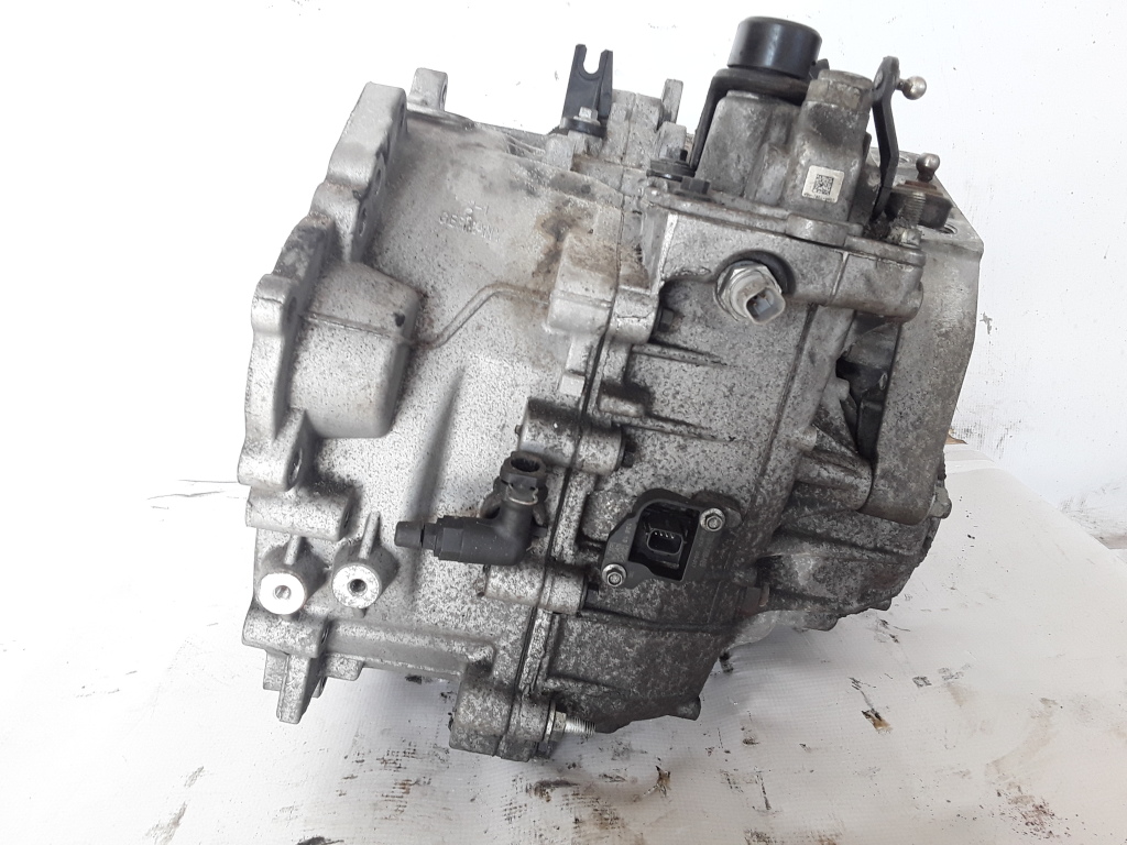 VOLVO V60 1 generation (2010-2020) Gearbox T1GH4 21083317