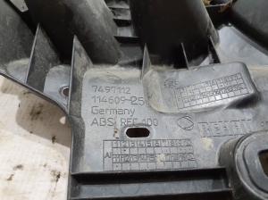 BMW 4 SERIES G22 (2020–2026) Aizmugurējā bampera kronšteins 7497112 - 3