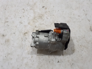   Konditsioneeri kompressor  - 926006UM0B 
