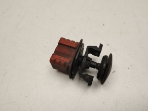   Cooling radiator bracket 