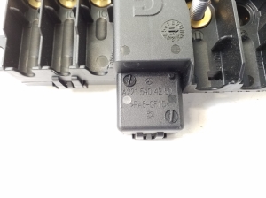Mercedes Benz S-Class 221 (2005–2013) Fuse box in the trunk A2215404250 - 2