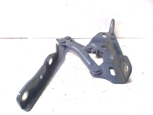 Hyundai Tucson (2015–2026) Hood hinge - 3
