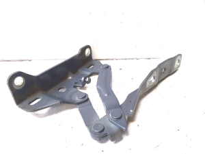 Hyundai Tucson (2015–2026) Hood hinge - 4