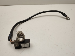  The cable is minus 