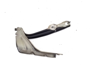   Hood hinge  - 5E0823302 