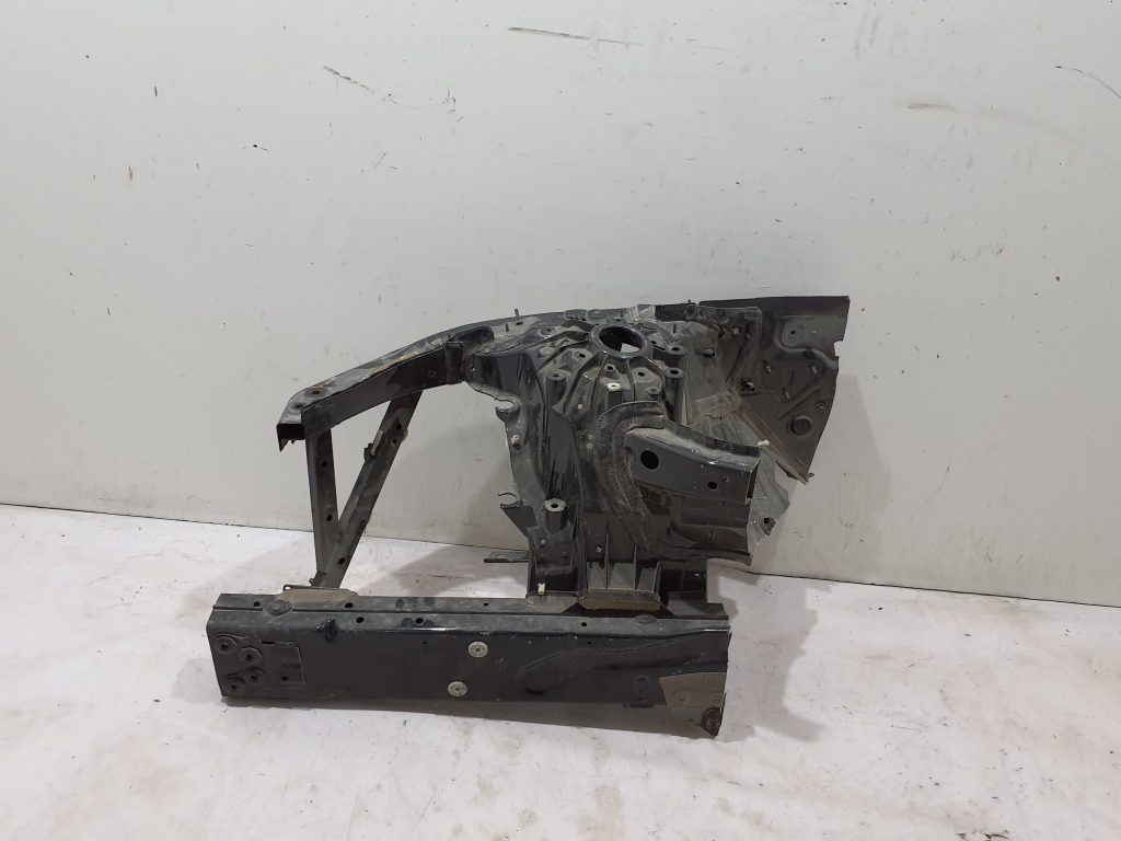 BMW 4 SERIES G22 (2020–2026) Eesmine tugijalg 2468713 BMW 4 SERIES G22 (2020–2026) Eesmine tugijalg 2468713