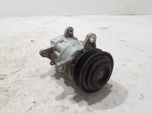 BMW 4 SERIES G22 (2020–2026) Konditsioneeri kompressor 7948807 - 5