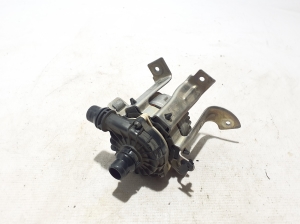   Pompe à eau de liquide de refroidissement 