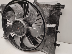 Mercedes Benz E-Class W212 (2009–2015) Dzesēšanas ventilators un tā daļas A2045000755 - 3