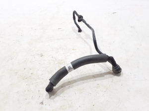 BMW 4 SERIES G22 (2020–2026) Jahutusradiaatori voolik 8693006 - 2