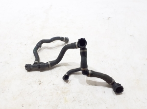 BMW 4 SERIES G22 (2020–2026) Jahutusradiaatori voolik 8742080 - 3